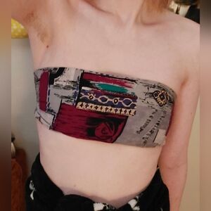 Versatile unique pattern scarf